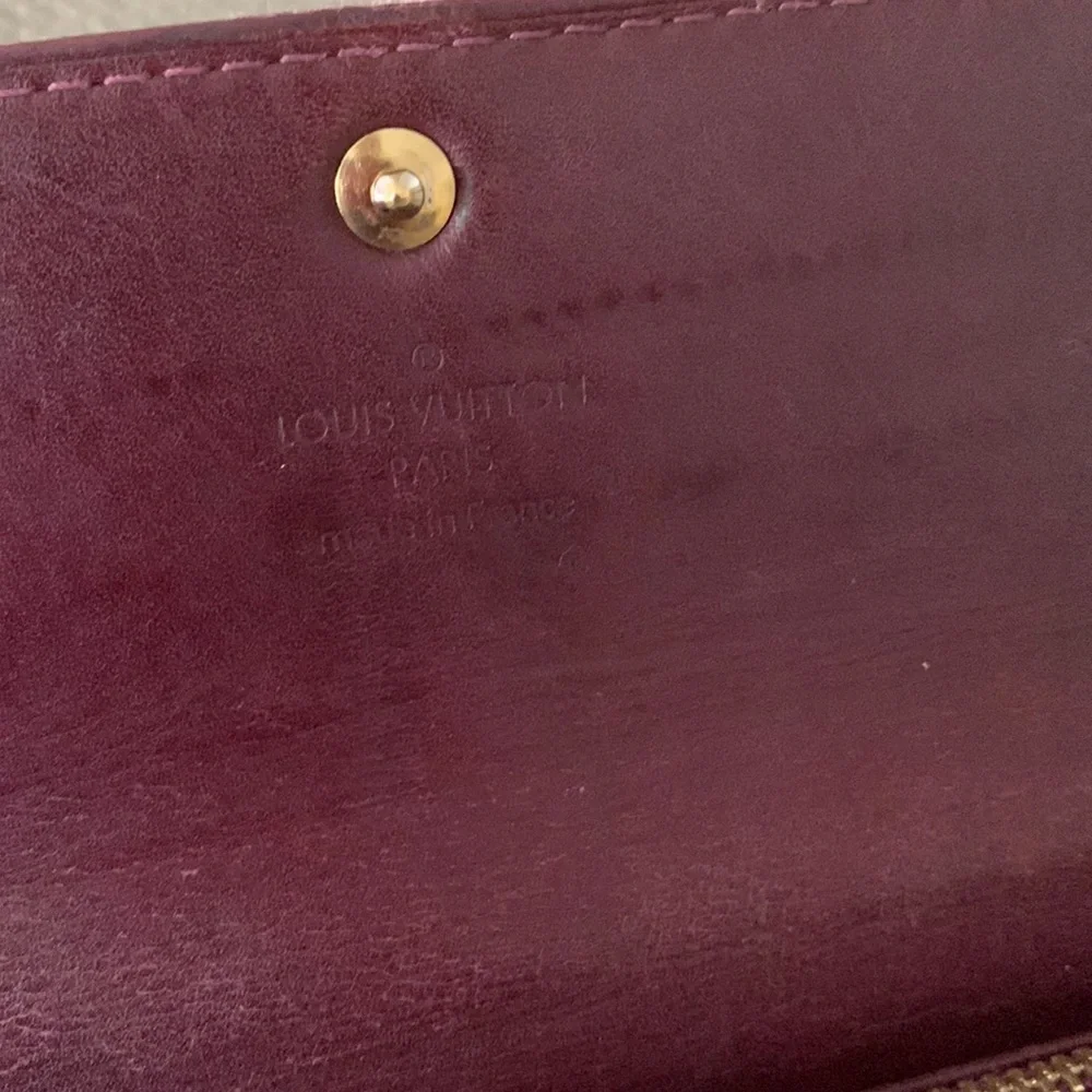 LOUIS Vuitton Vernis Maroon Long Wallet